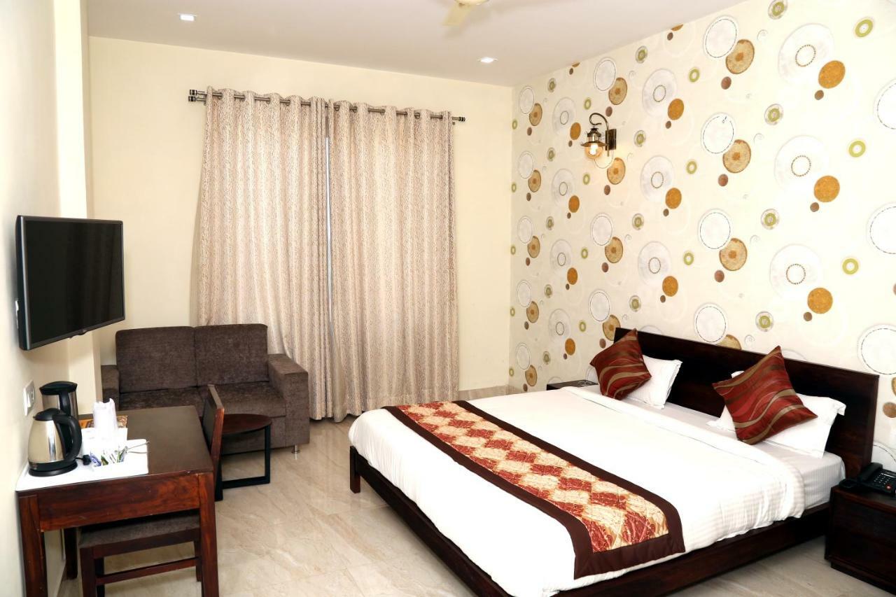 Hotel The Grand Kukas Divisione di Divisione di Jaipur Esterno foto